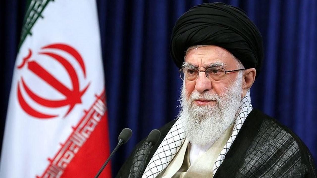 Hamaney’den protestolarla ilgili açıklama: Trump’ı memnun ediyorlar