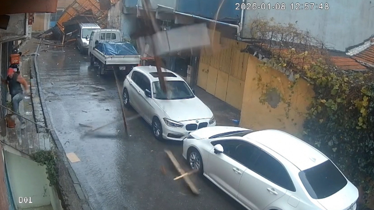 İstanbul fırtınaya teslim oldu: Ölümden saniyelerle kurtuldular