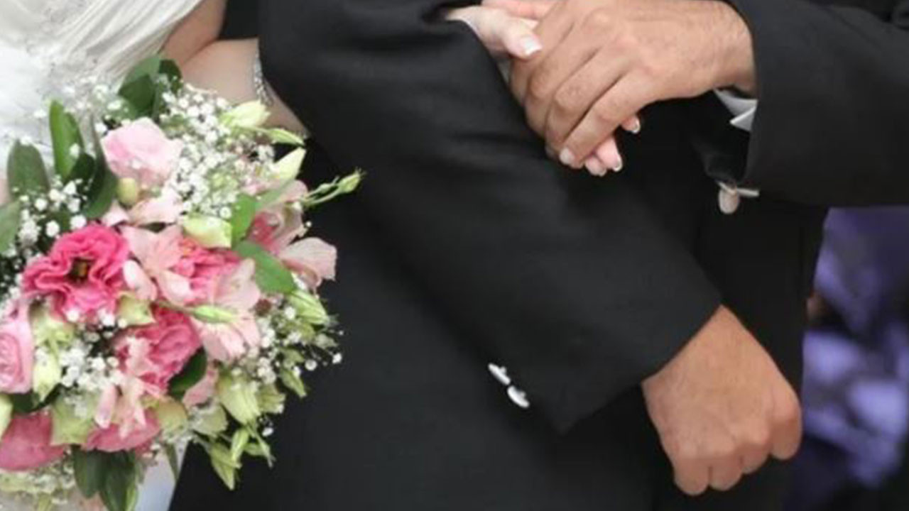 Evlenecek çiftlere 500 bin lira verilecek: İşte şartlar 81 ilde geçerli