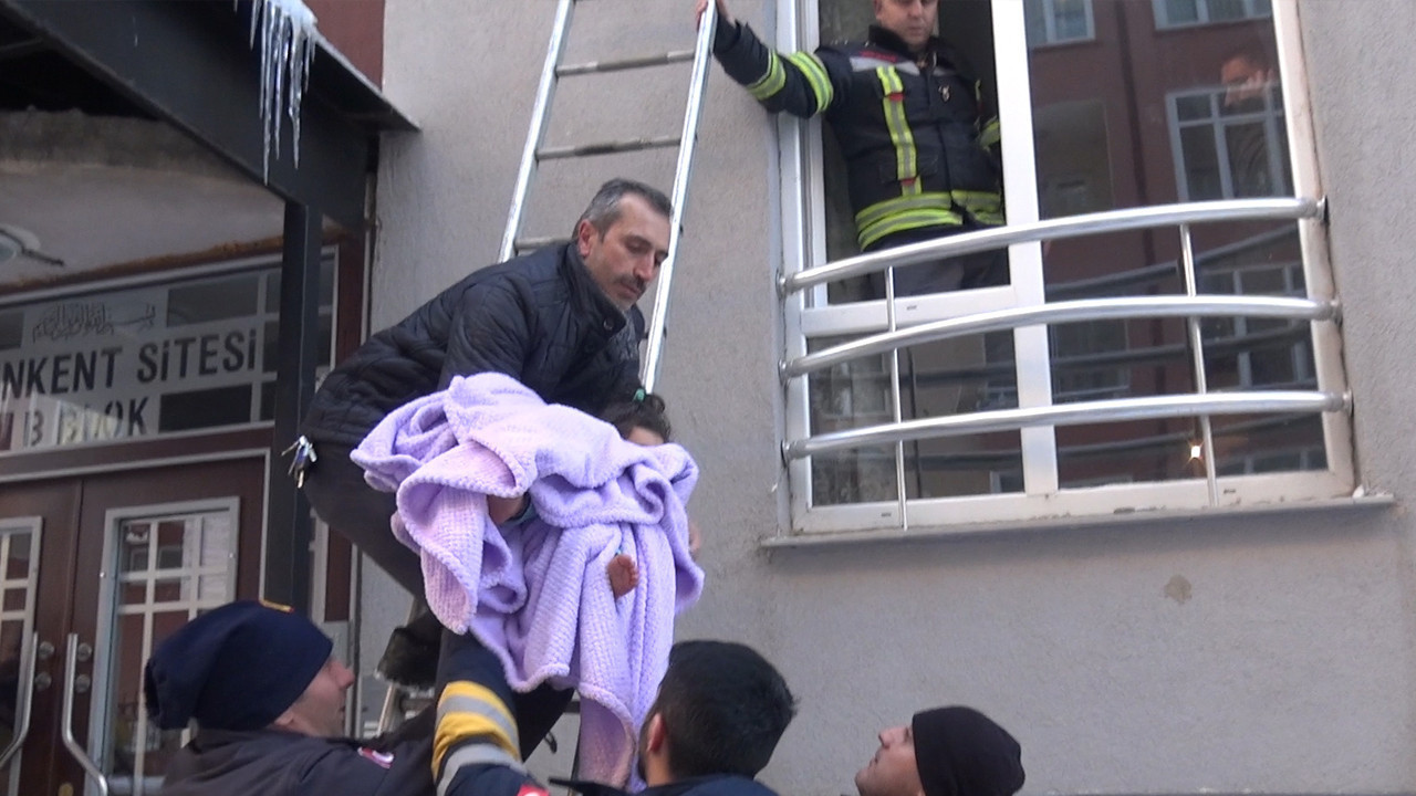 Mahalleyi ayağa kaldırdı: Anne ulaşılamıyor: Baba il dışında