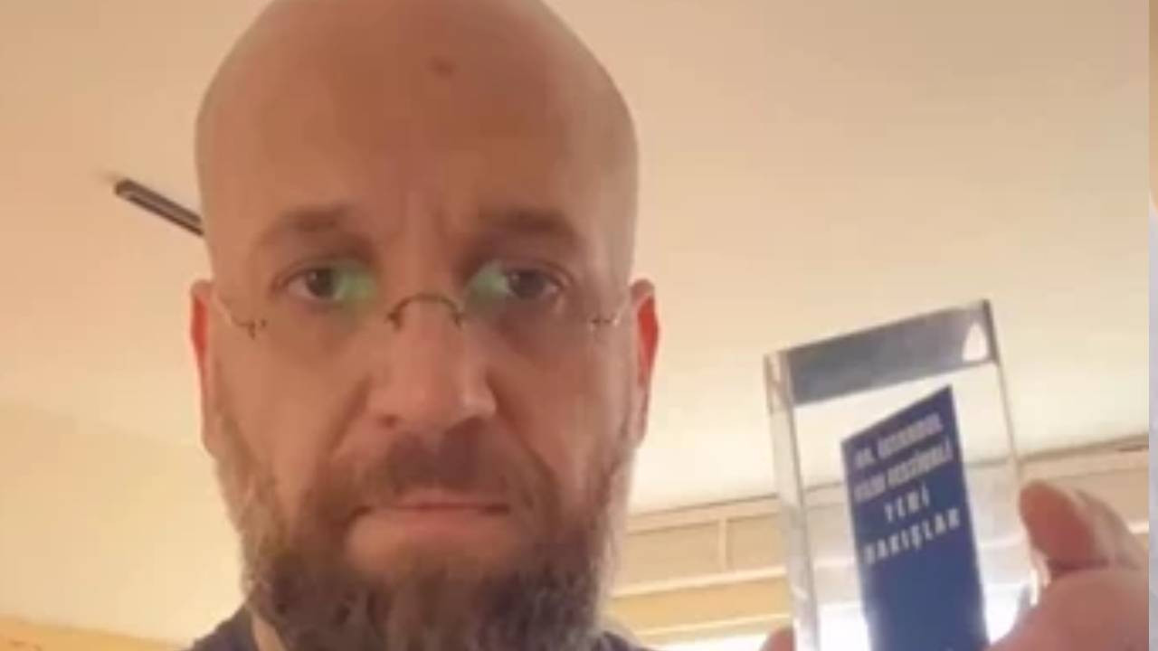 Necmi Sancak'tan Filistin tepkisi: Ödülünü çöpe attı