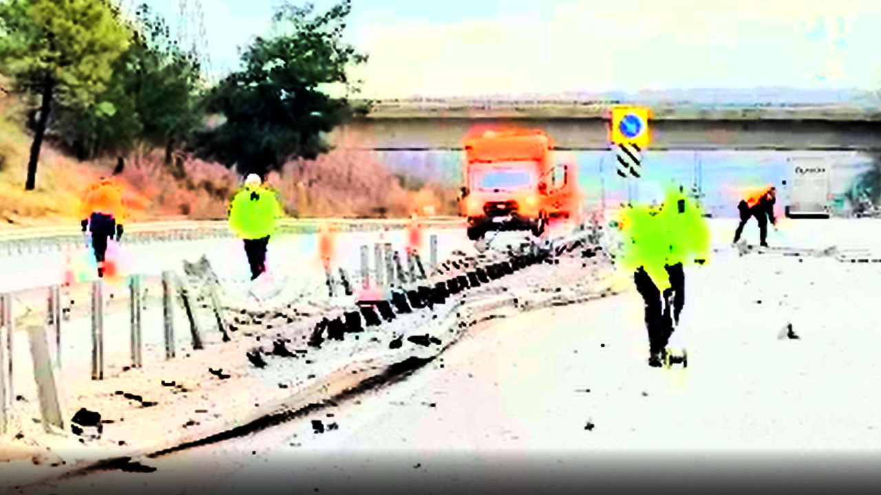 TIR bariyerleri kağıt gibi ezdi