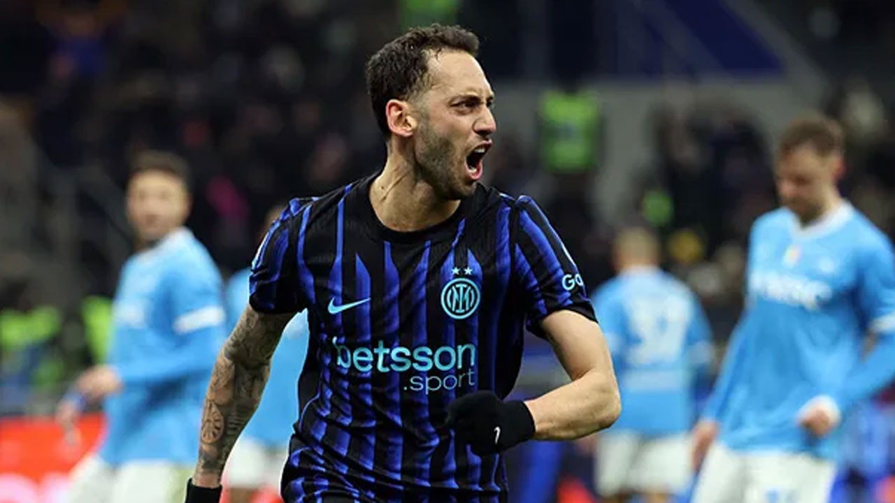 Hakan Çalhanoğlu penaltıdan yazdı, Inter Napoli engeline takıldı