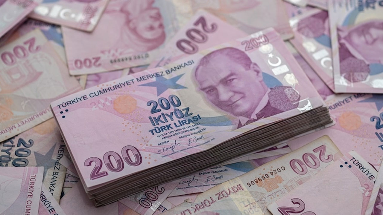 Hazine'den çift tahvil hamlesi: Satış 70 milyar TL'yi bulacak