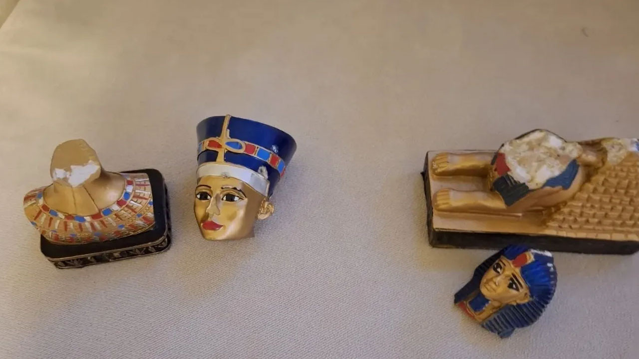 Hırsızlık yapan IŞİD’li teröristler girdiği eve Kuran koymuş