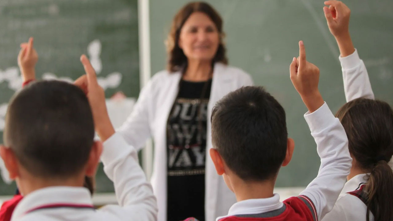 MEB'den öğretmenlere kritik yer değiştirme duyurusu