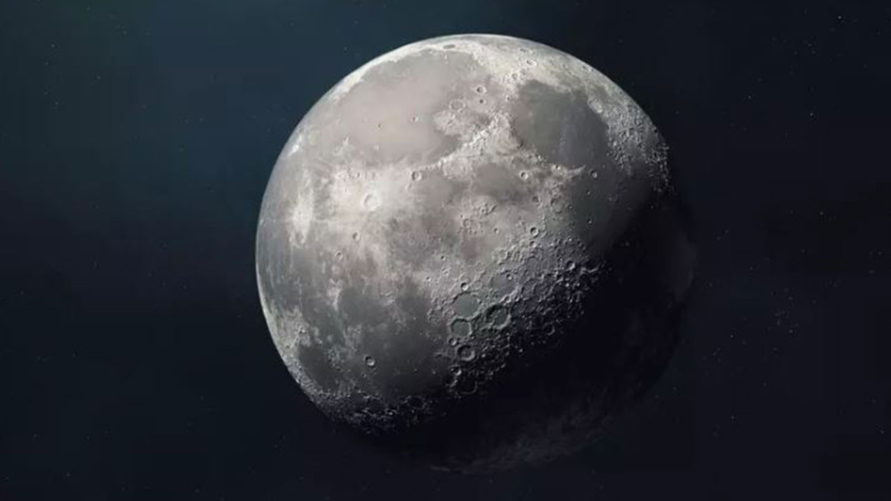 Ay’a otel yapılıyor: Rezervasyon fiyatı dudak uçuklattı