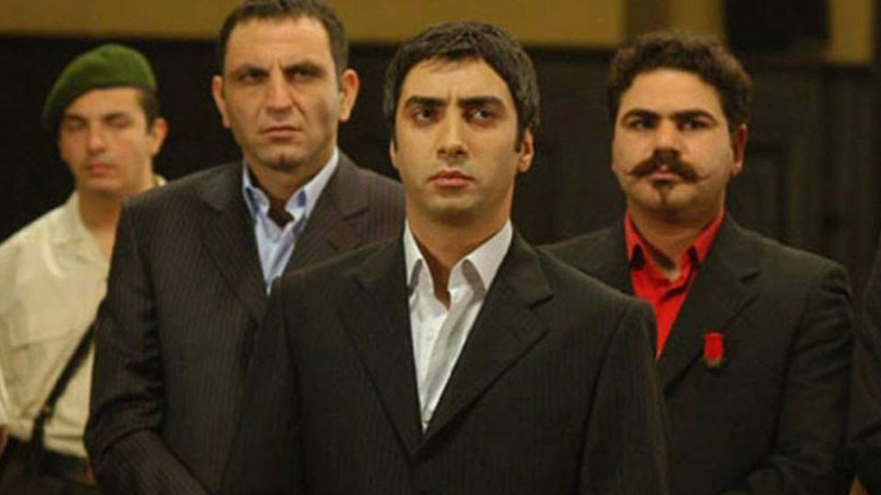 Ülkeyi terk edip oyunculuğu bırakmıştı: Kurtlar Vadisi'nin Güllü Erhan'ını görenler tanıyamıyor