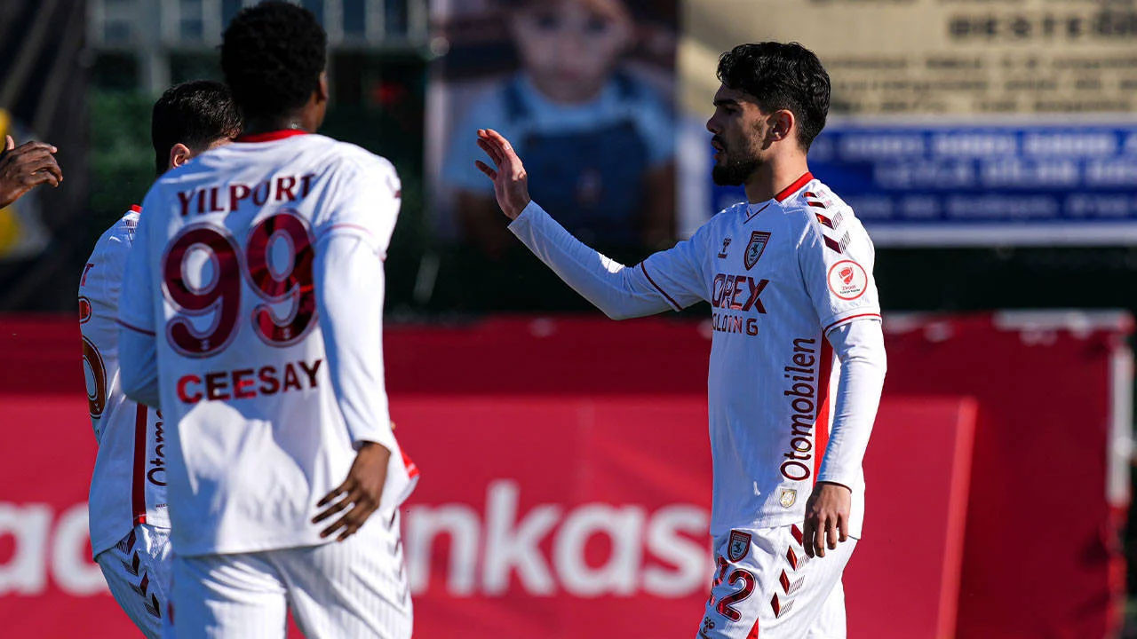 Samsunspor'dan yarım düzine gol: Aliağa'yı 6-2 yendiler