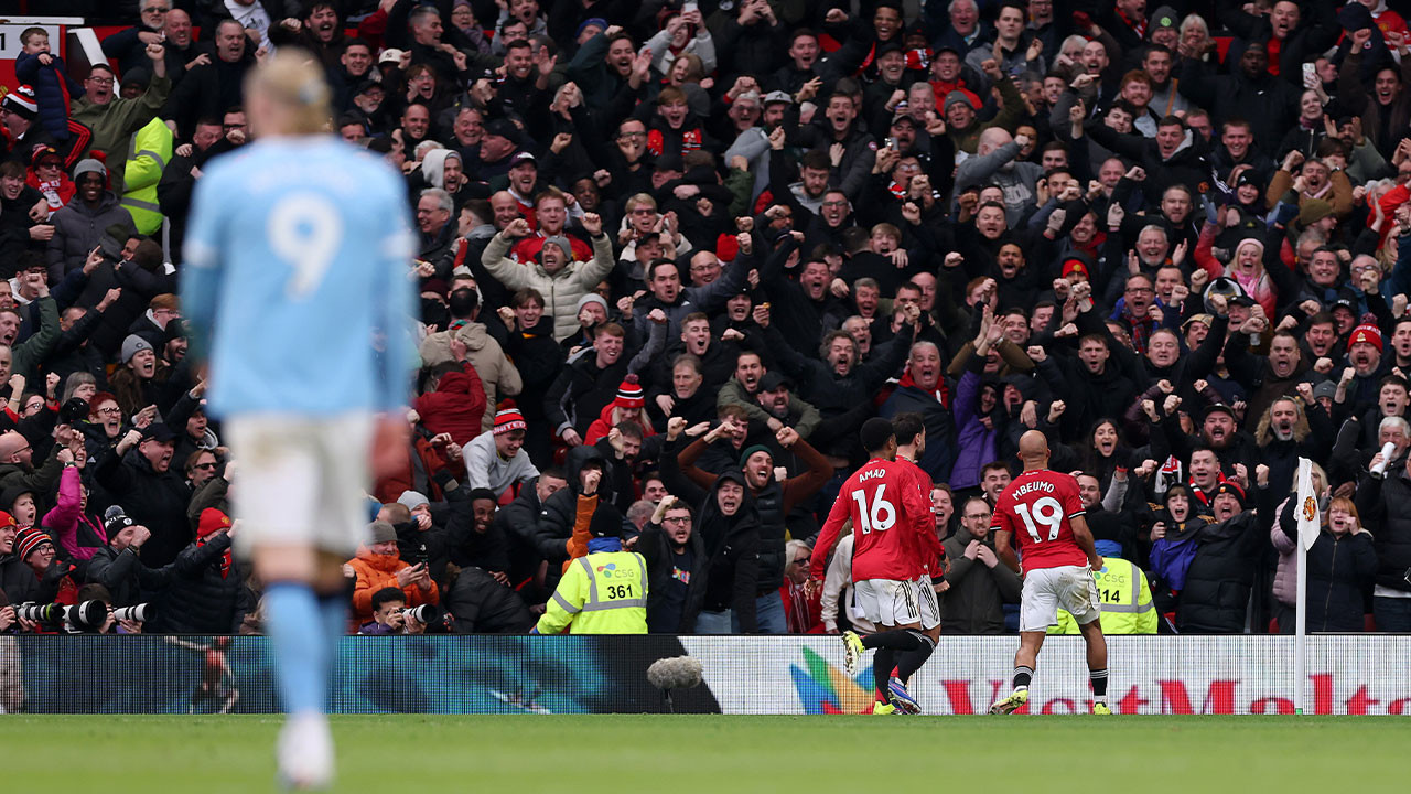 Manchester derbisinde kazanan United oldu