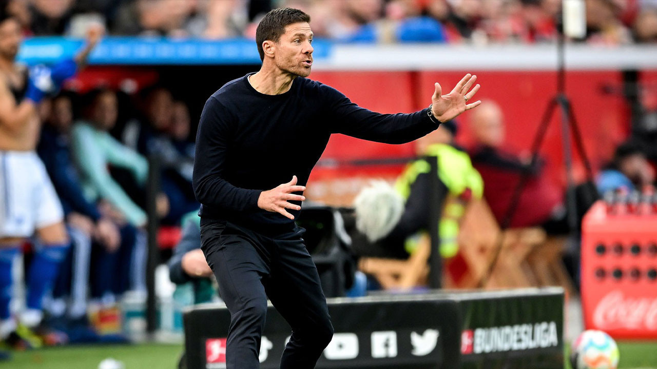 Xabi Alonso teknik direktörlüğe ara verecek