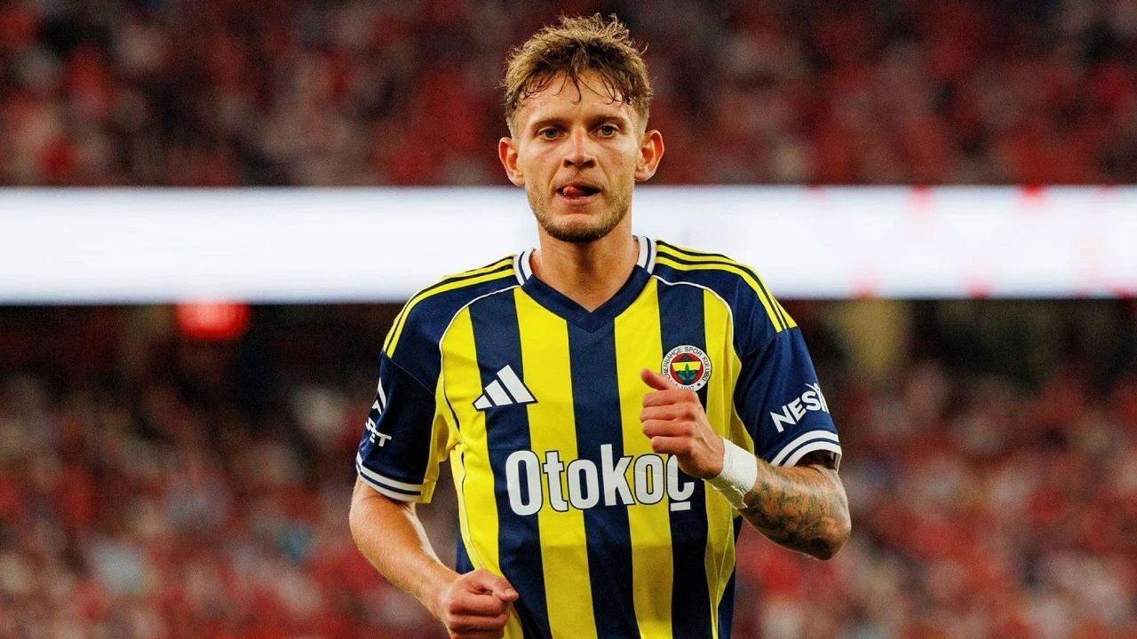 Fenerbahçe Sebastian Szymanski transferi için Rennes ile el sıkıştı