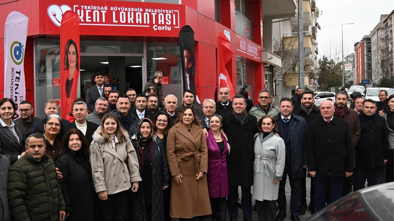 Tekirdağ Büyükşehir Belediye Başkanı Dr. Candan Yüceer'den Çorlu’da raylı sistem müjdesi