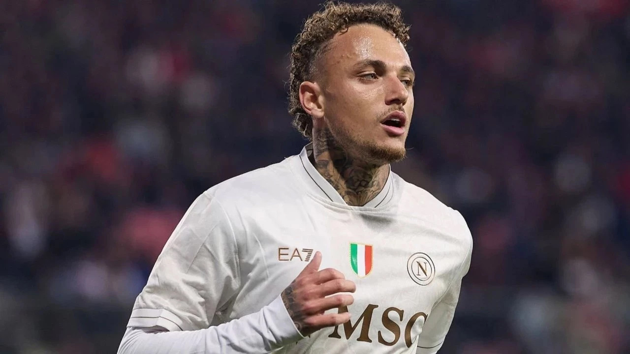 Galatasaray Napoli'den Noa Lang transferi için mutlu sona ulaştı