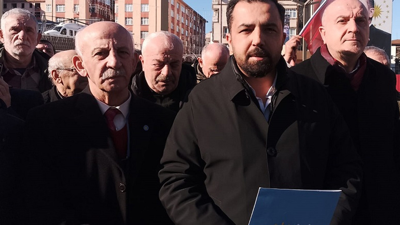 İYİ Parti Rize’den bayrağa yönelik saldırıya sert tepki