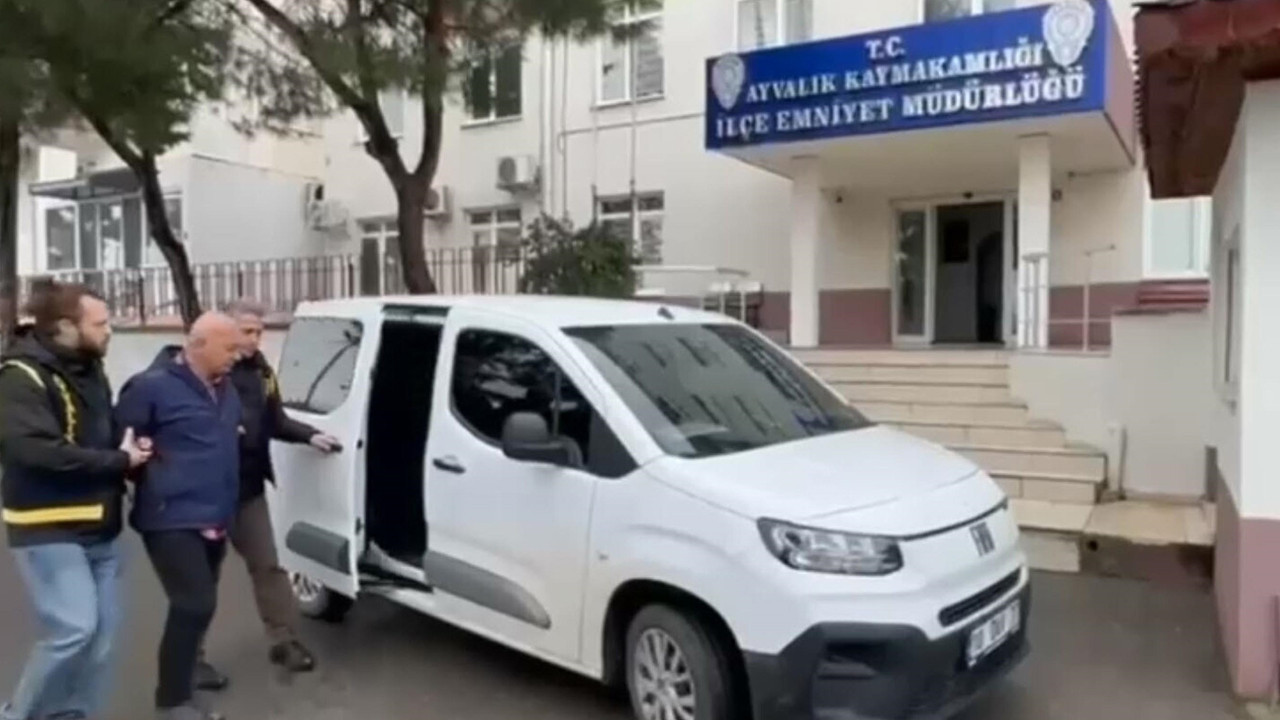 Şantajcı eski polis amiri yakalandı: Ayvalık’ta operasyon: Paraların seri numaraları alındı
