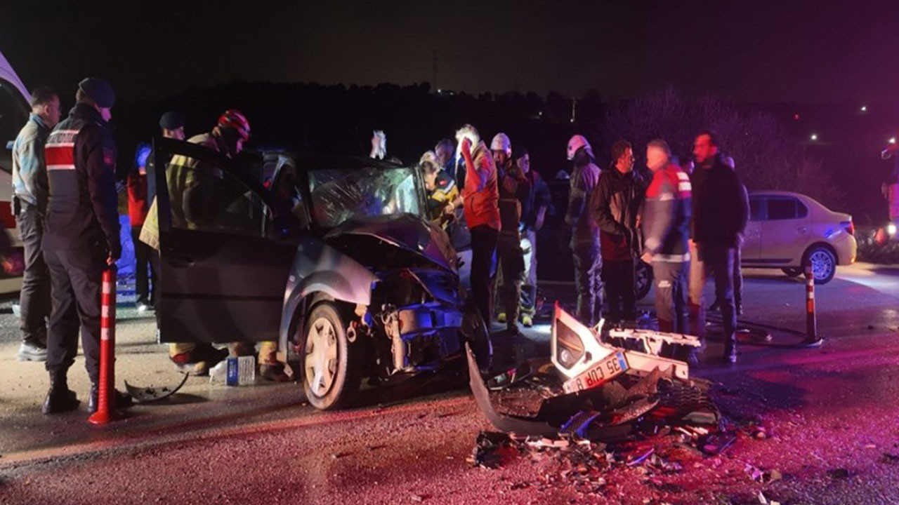 İzmir'de feci kaza: 2'si ağır 6 yaralı var