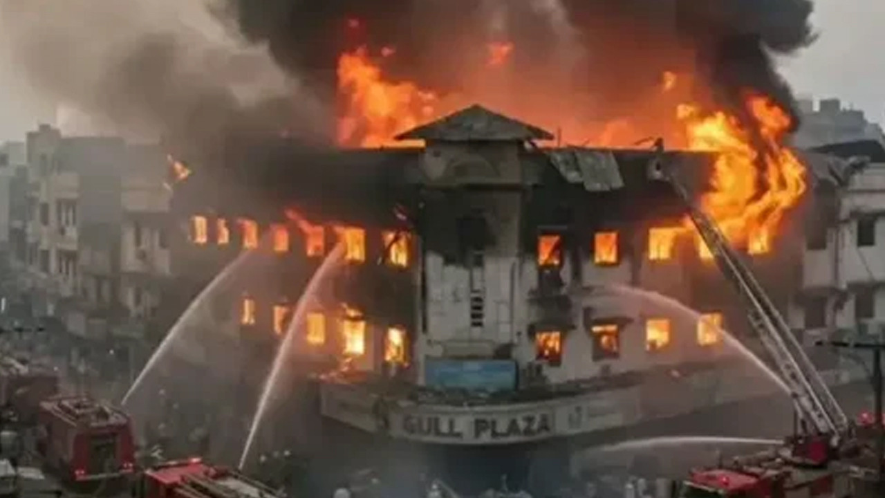 Pakistan’da ağır facia: Karaçi’deki yangında ölü sayısı 71’e yükseldi