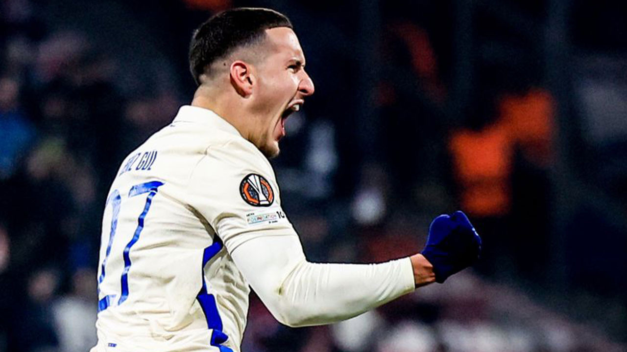 Tam maç bitti derken milli oyuncu Deniz Gül Porto'yu kurtardı