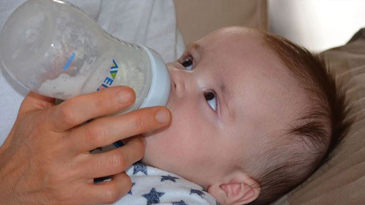 Ticaret Bakanlığı’ndan dijital operasyon: Anne sütü ilanları engellendi