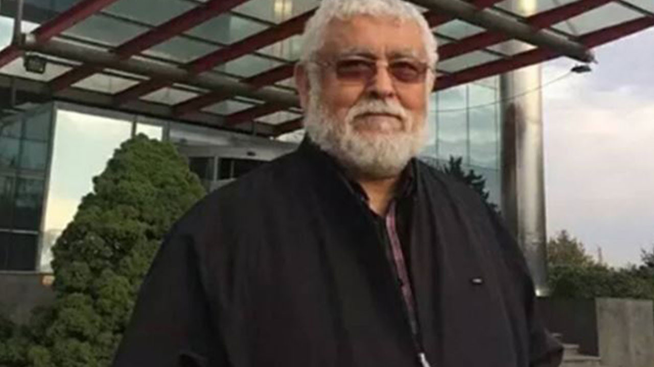 Duayen gazeteci Ahmet Reha Öz hayatını kaybetti