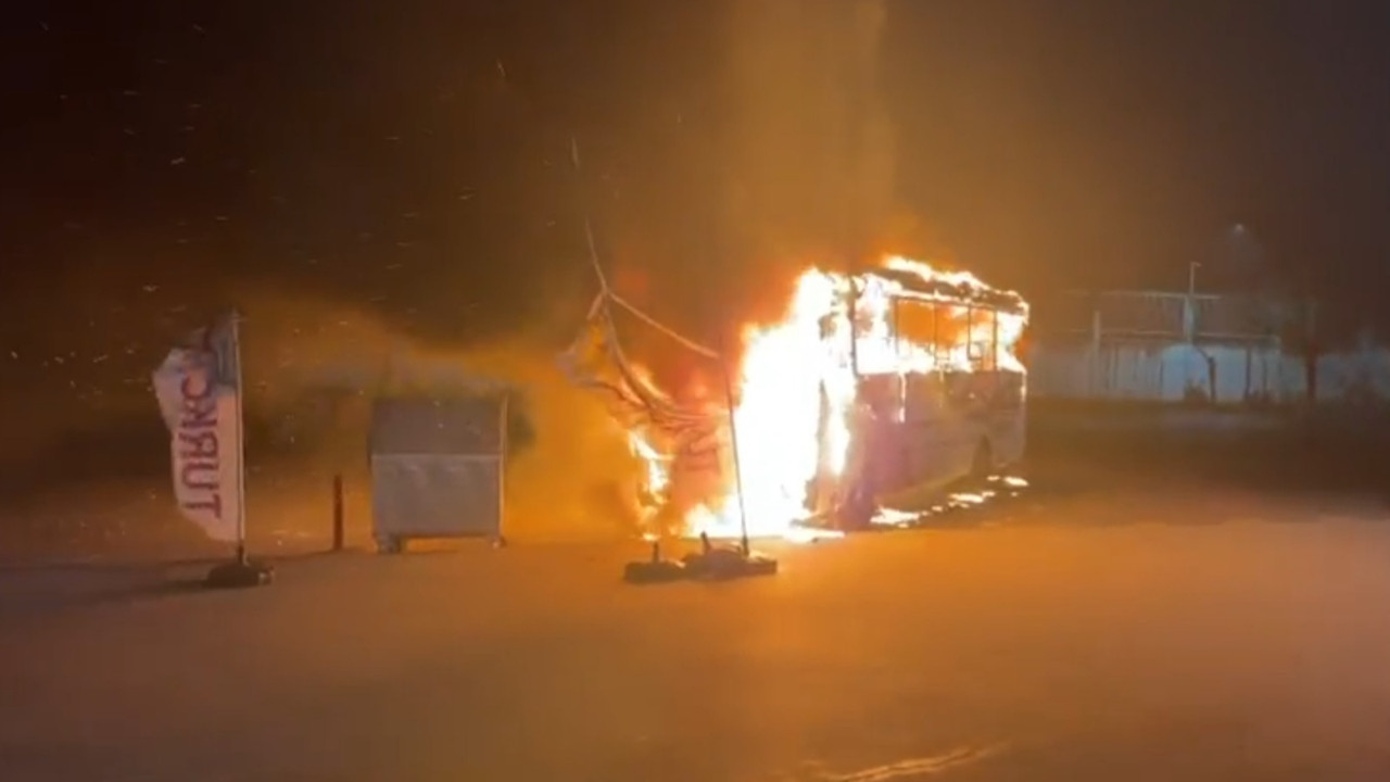 Facianın eşiğinden dönüldü: Kapıkule'de yolcu otobüsü yandı,