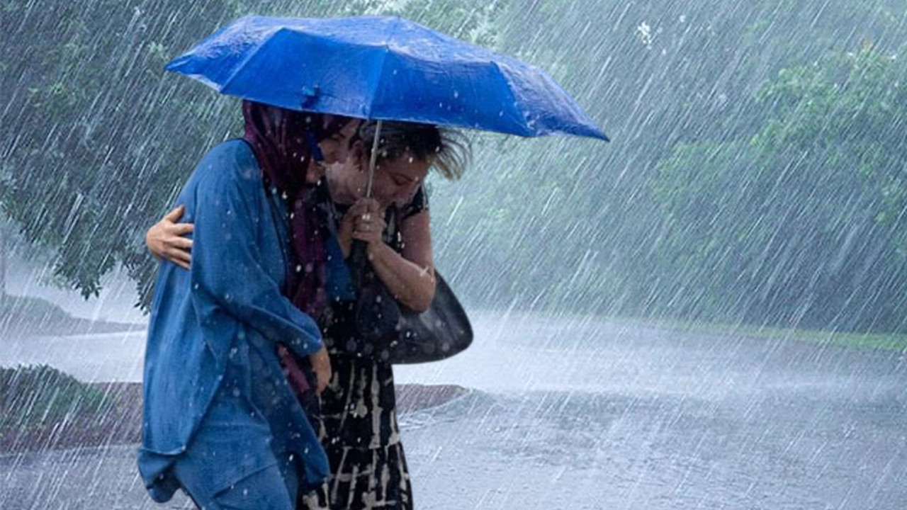 Meteoroloji'den alarm: 26 Ocak'ta kuvvetli yağış ve fırtına geliyor