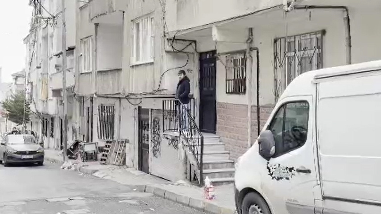 Bağcılar'da bir evde 3 kişi ölü bulundu