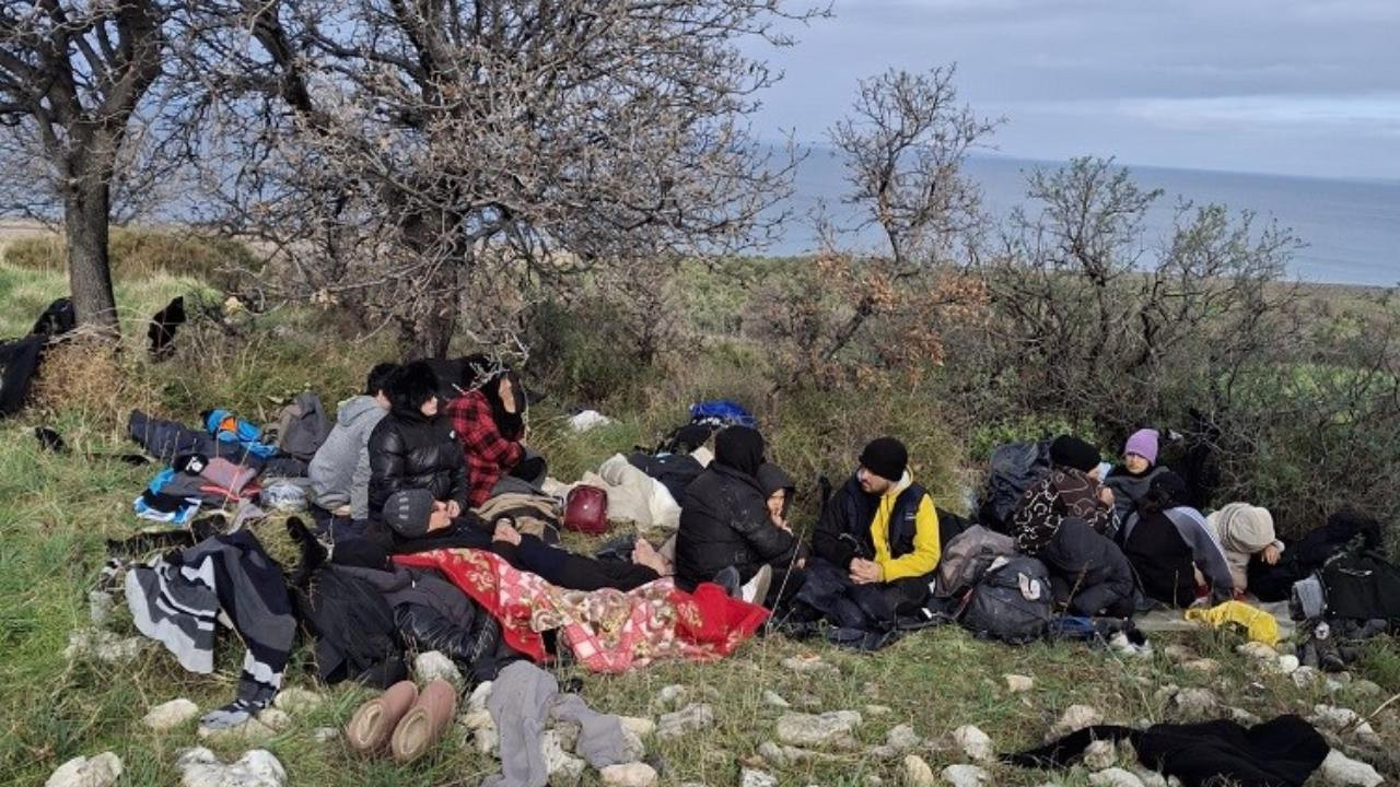 Çanakkale'de operasyon: 17'si çocuk 39 kaçak göçmen yakalandı