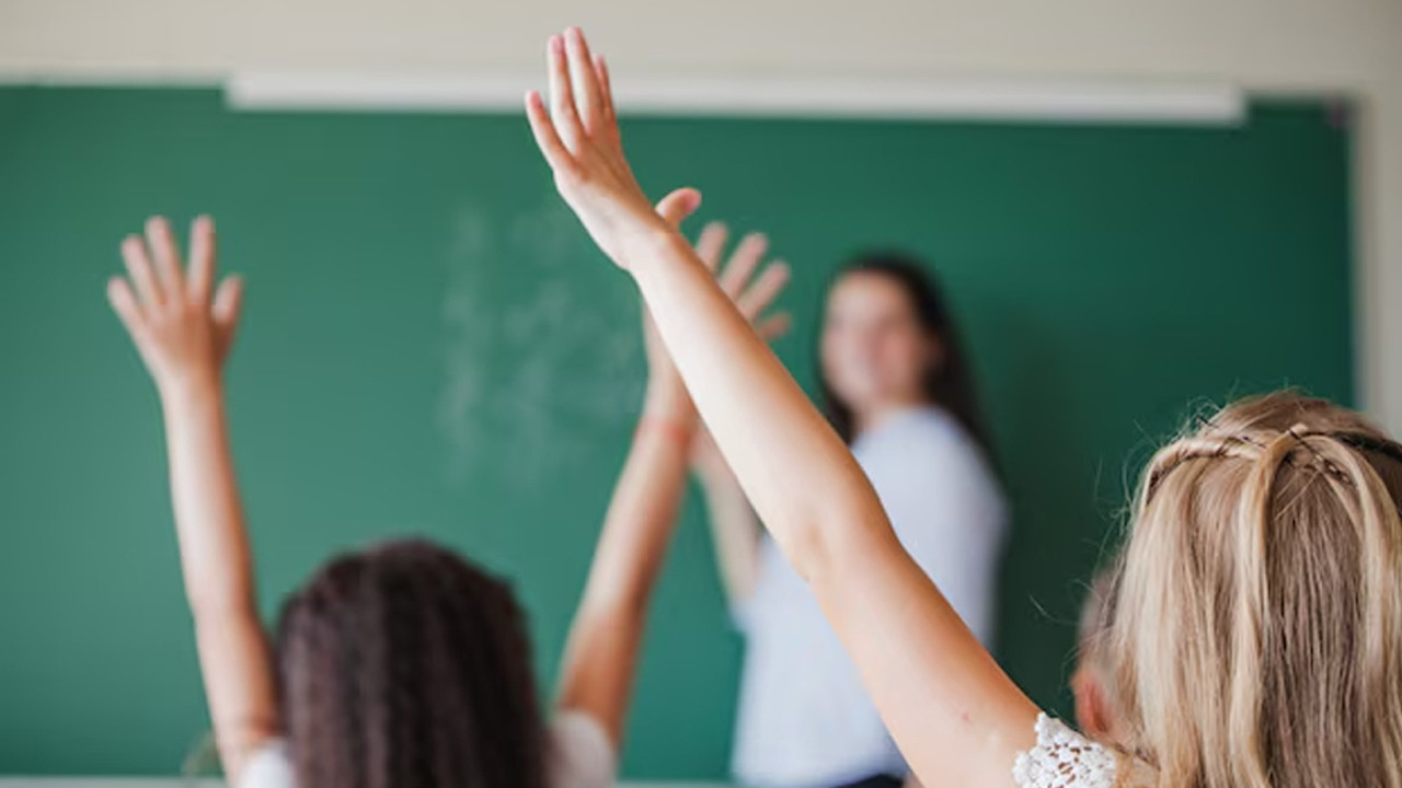 Özel okul ücretleri 2,5 milyona dayandı: Veliler evini arabasını satıyor