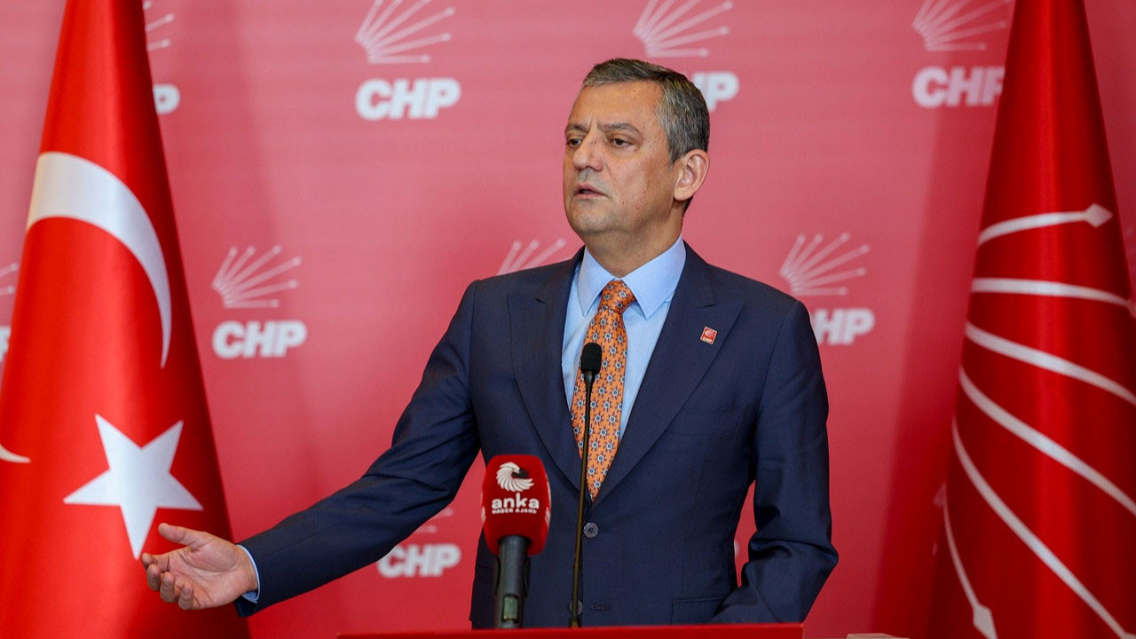 Özgür Özel’den yeni vaat: Genç kiracı yasası çıkaracağız