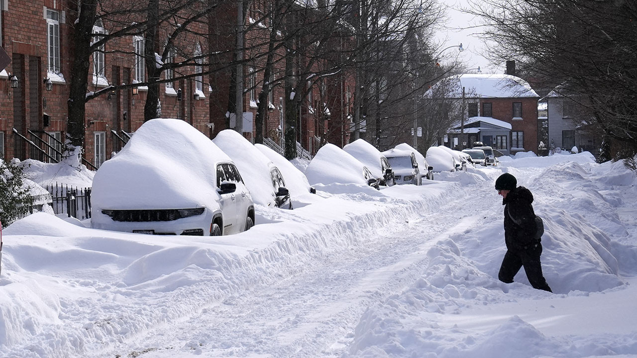 ABD'de kar fırtınası: Ölenlerin sayısı 30'a yükseldi
