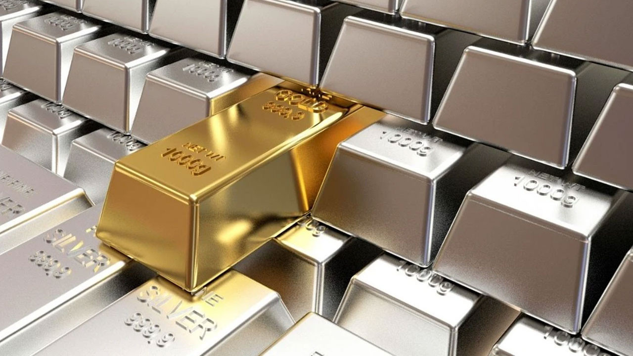 Altın rekora doymuyor, gümüş yine uçuşta: Piyasalar alev alev yanıyor