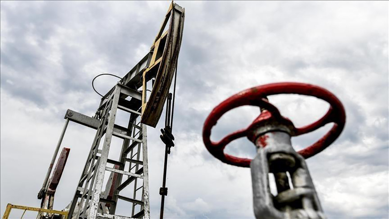 Brent petrol 66,95 dolara dayandı: Piyasalar nefesini tuttu... (28 Ocak 2026)