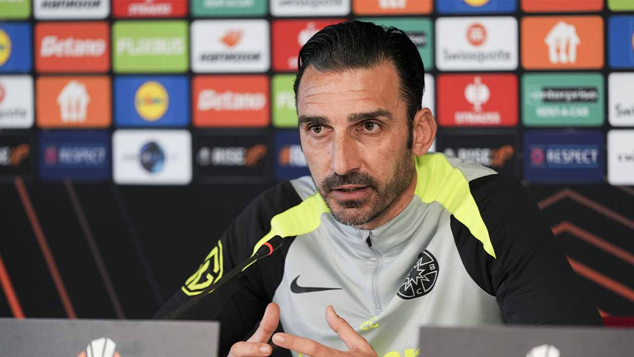 FCSB Teknik Direktörü Charalambous: 'Fenerbahçe en iyisi'