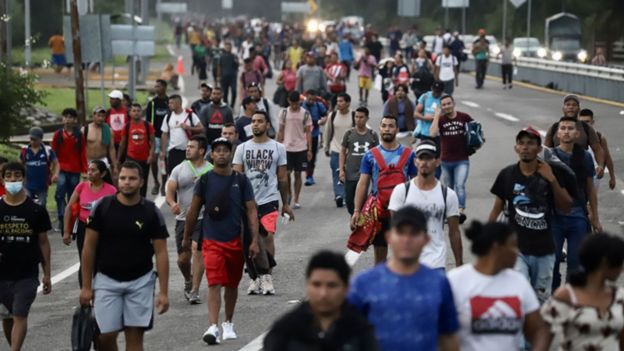 İspanya’dan kaçak göçmenler için flaş karar: 500 bin kişinin yararlanması bekleniyor
