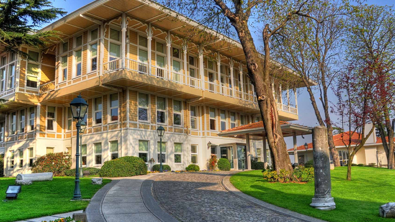 Koç Holding, Romanya devini satın aldı