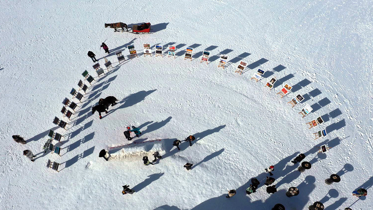 Kristal karlarda tarımın izleri: Nefes kesen sergi…