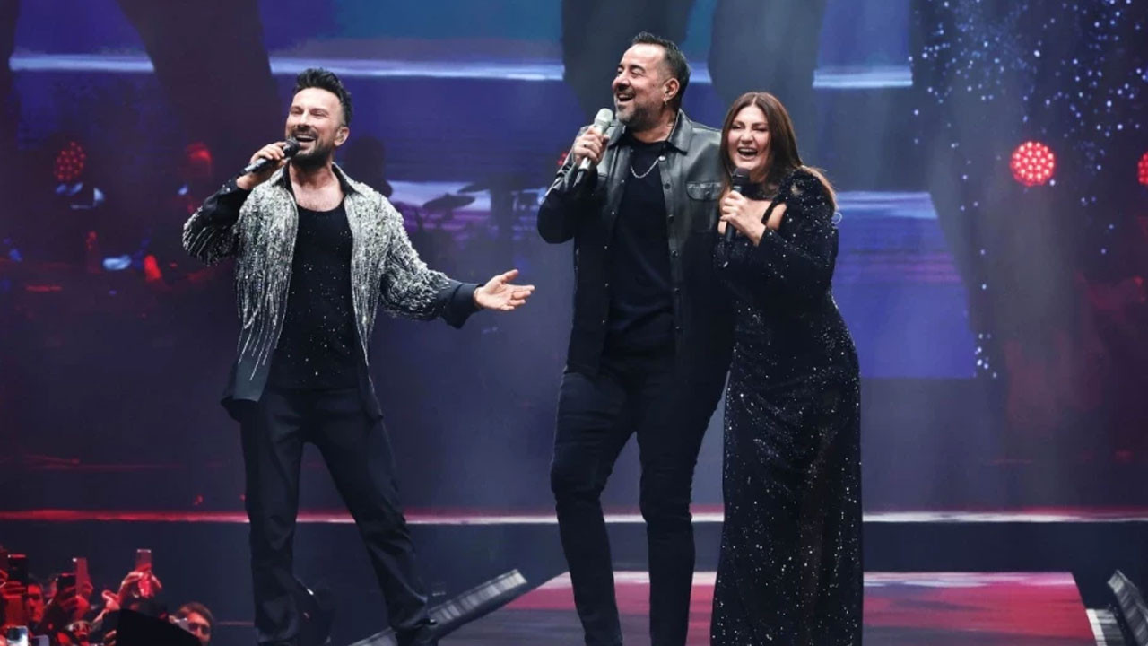 Tarkan, Ata Demirer ve Sibel Can aynı sahnede: Bu konser çok konuşuldu