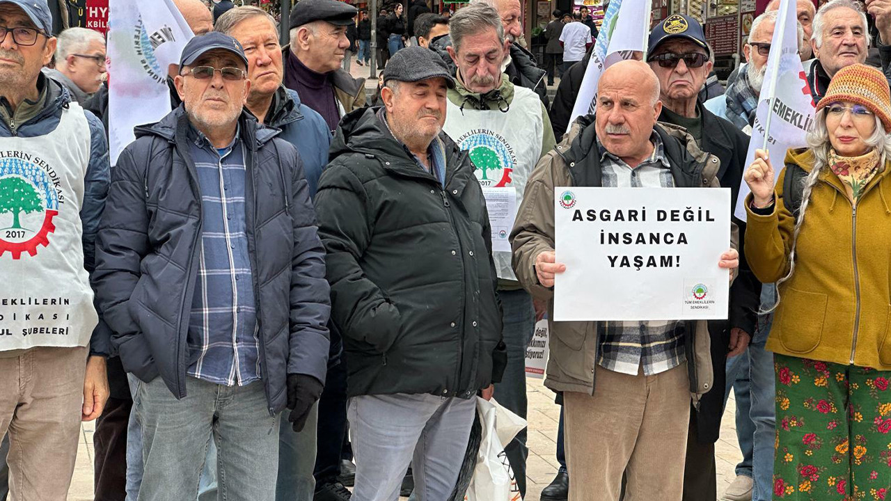 Emekliler isyan etti... 'Sarayın kapısında bekleyen kullar değiliz'