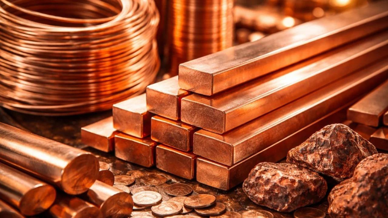 Bakır rekor kırdı: Tonu 14 bin doları aştı