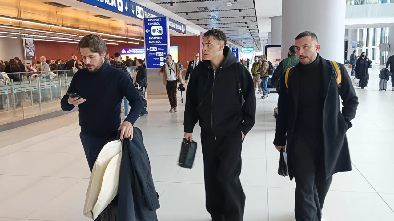 Beşiktaş'ın yeni transferi Kristjan Asllani, İstanbul'a geldi