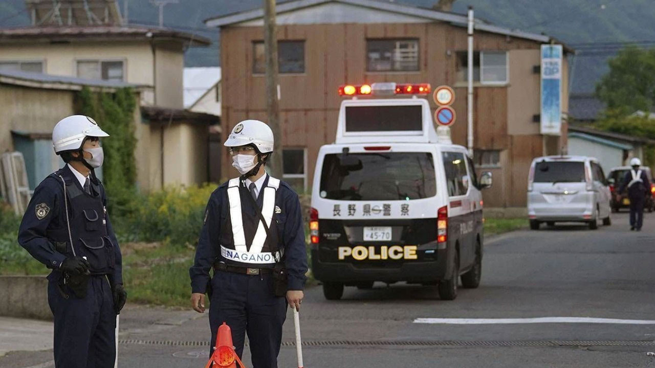 Japonya’da sokak ortasında hırsızlık pes dedirtti: 2,7 milyon dolar para olan çantalar çalındı