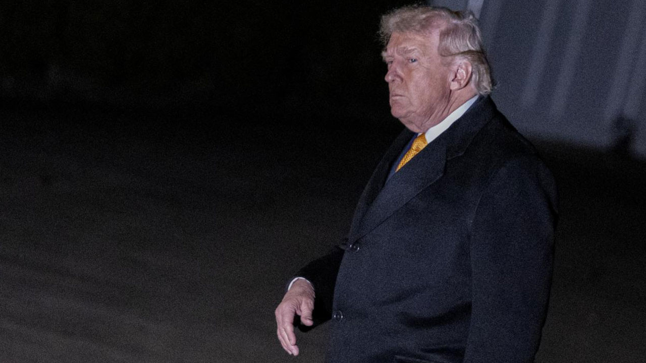 Trump, Küba'ya petrol satan ülkeleri kara listeye aldı