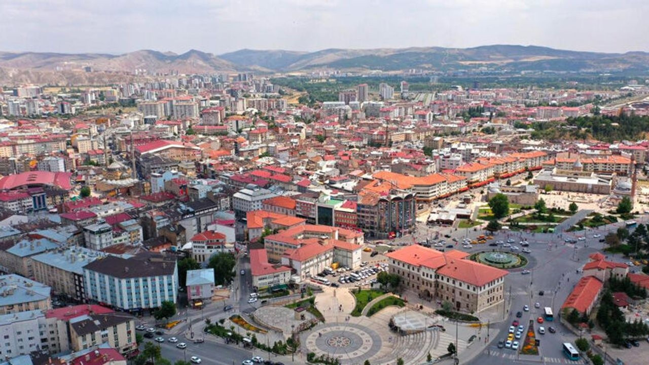 Türkiye’nin en fazla köyüne sahip ili belli oldu: İsmiyle büyülüyor…