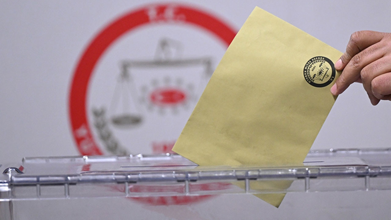 AKP seçim anketinde hüsrana uğradı: CHP birinci çıktı