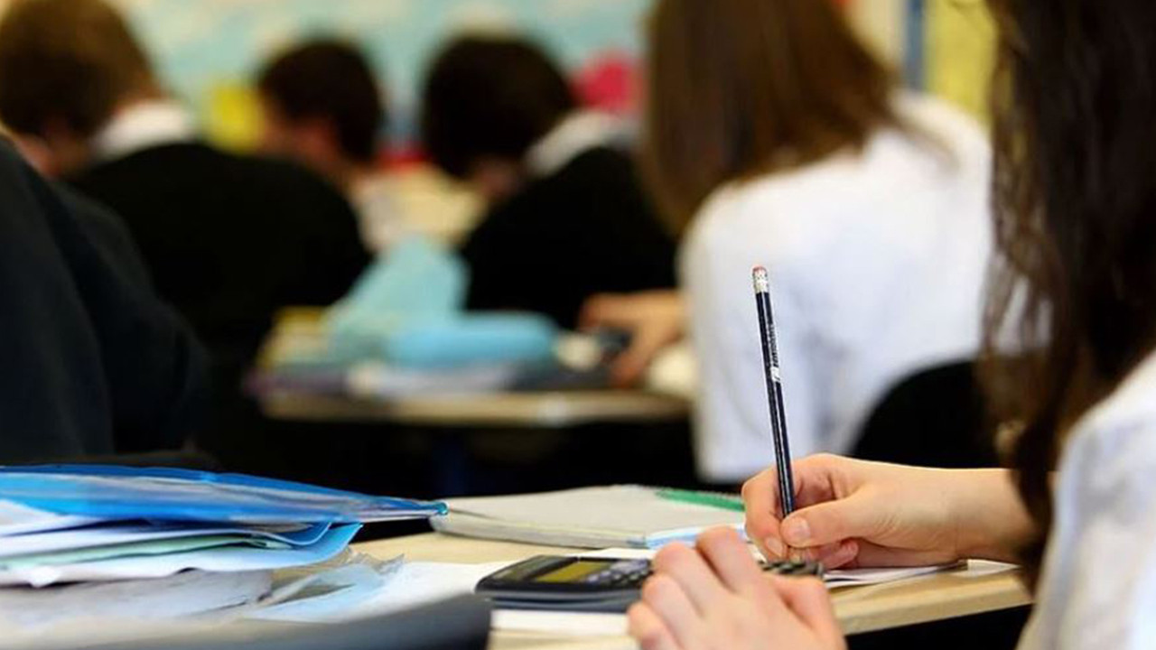 18 milyon öğrenci için tatil bitti: Yarın ders başı