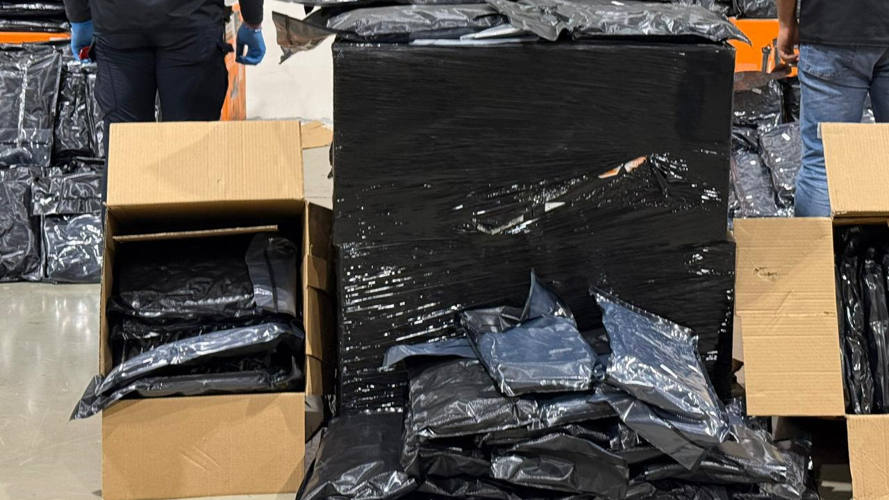 Zehir tacirlerinin transit oyunu bozuldu: ABD’den Hollanda’ya gidecekti