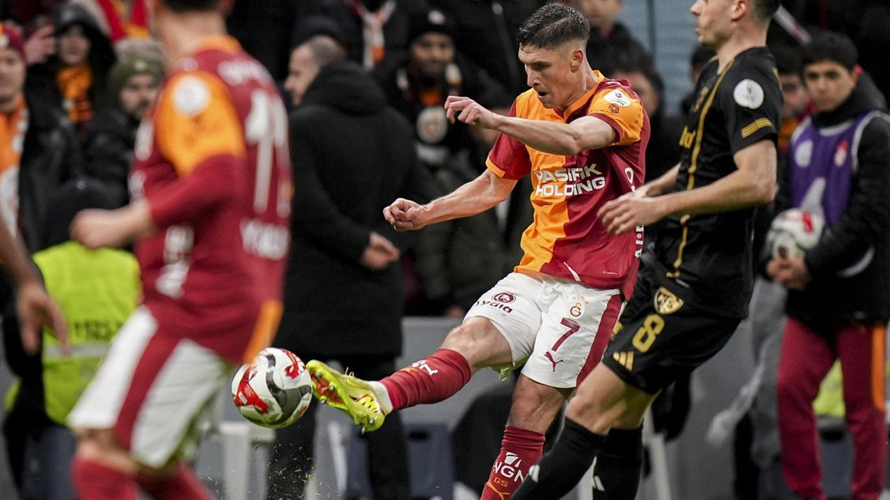 Roland Sallai: "Galatasaray'da olmak çok mutlu ediyor"