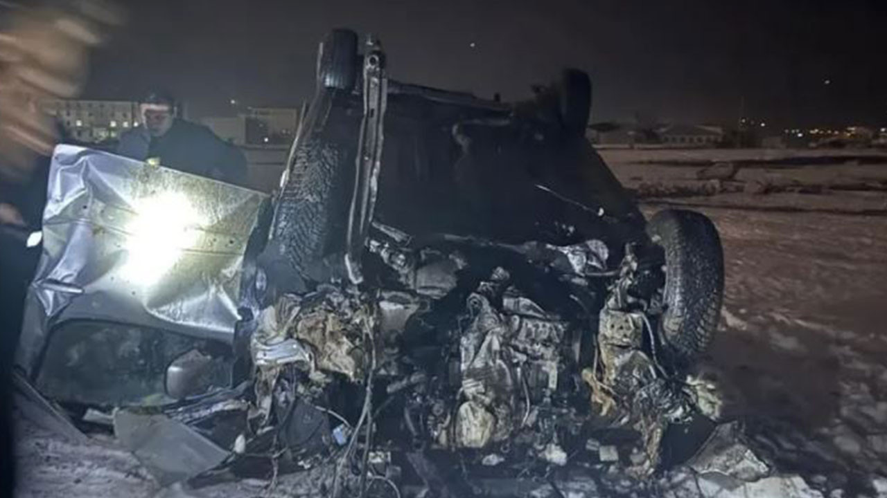 Şırnak’ta yoldan çıkarak takla atan araç hurdaya döndü: 1 ağır yaralı